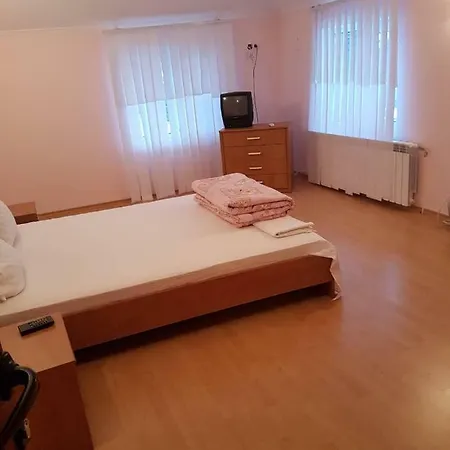 Guest House Iveta-3